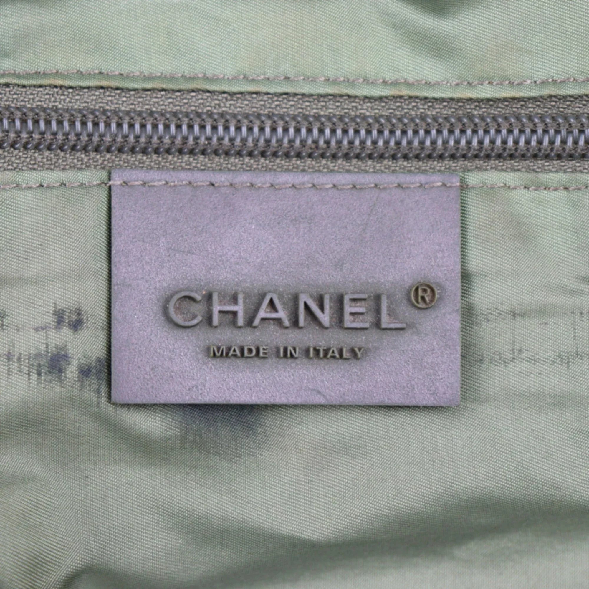 Pre-Owned CHANEL Chanel Sport Line Boston Bag Nylon Canvas Black Khaki Green Shoulder Travel Cocomark 10 Series Round Cylindrical (Fair)